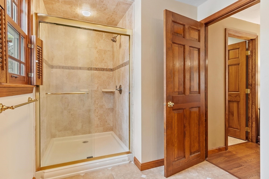 16 Fox Hill Road Ashland, MA 01721 - Photo 23 of 38