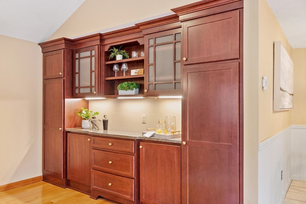 16 Fox Hill Road Ashland, MA 01721 - Photo 8 of 38