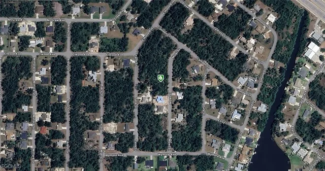 $18,900 | 305 Mowl Street, Port Charlotte, FL 33953