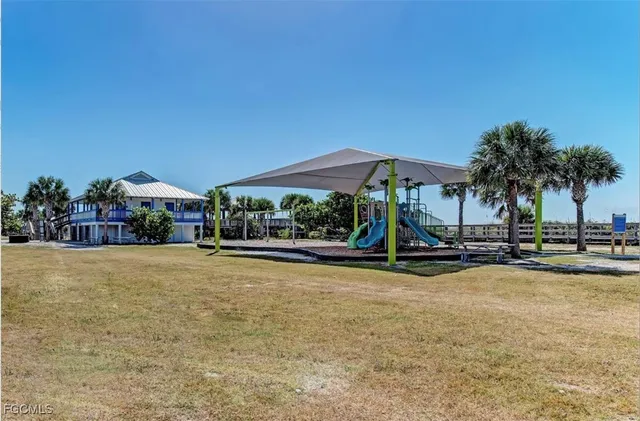 $18,900 | 305 Mowl Street, Port Charlotte, FL 33953