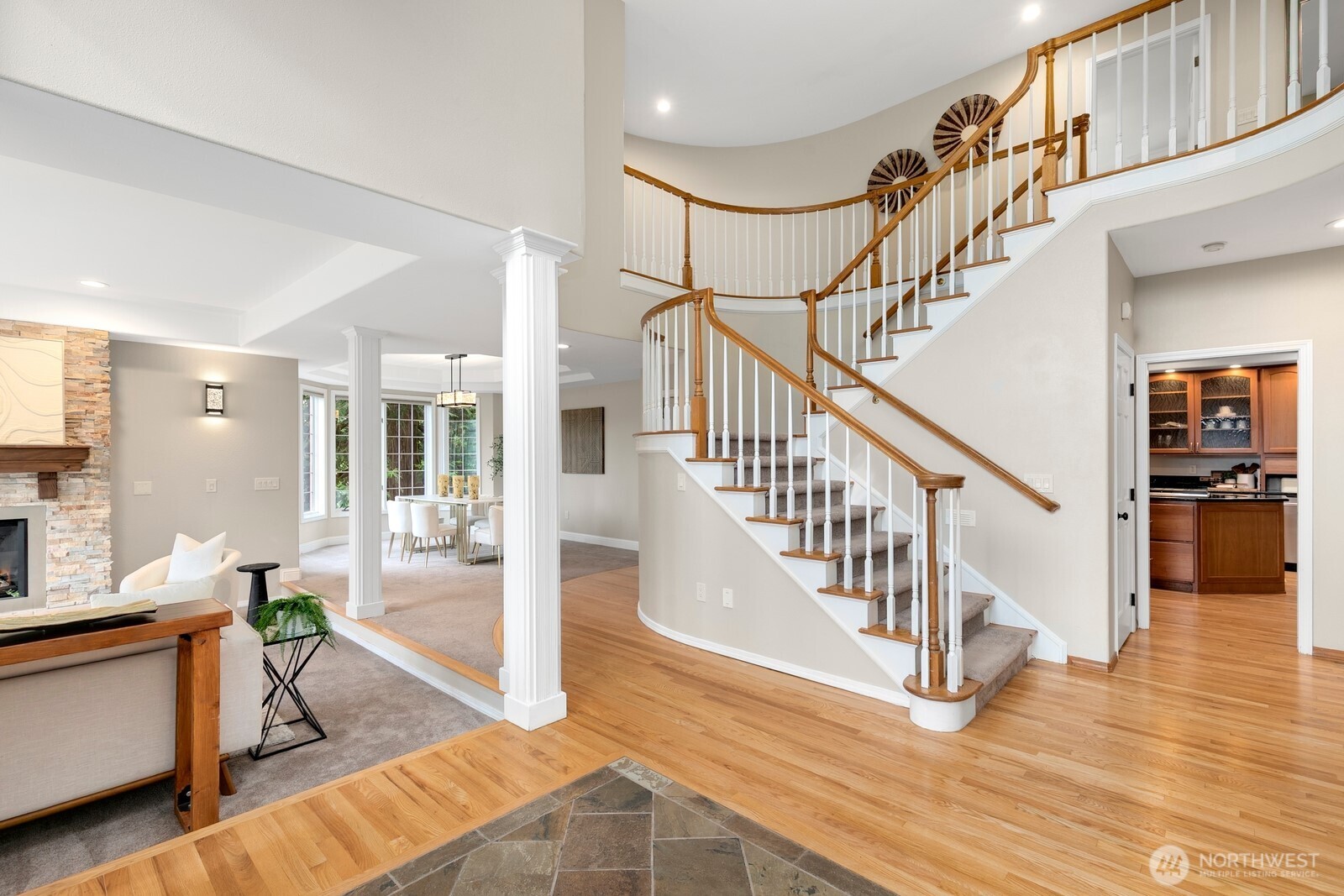 18913 Southeast 174th Way Renton, WA 98058 - Photo 4 of 38