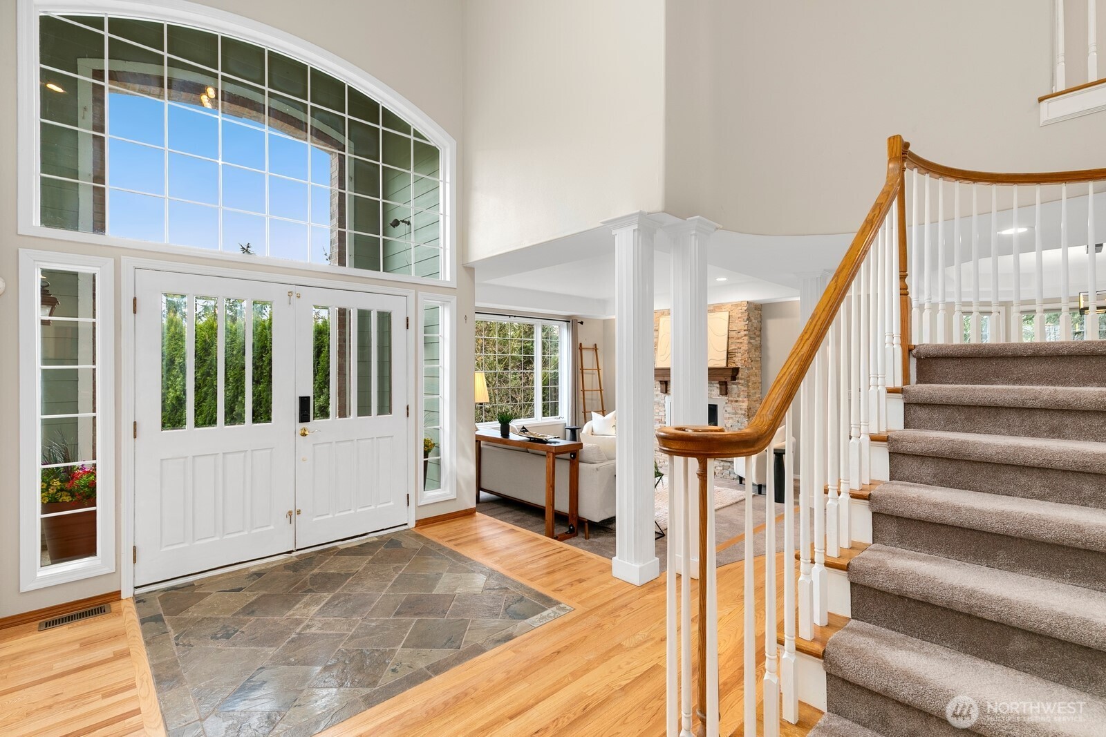 18913 Southeast 174th Way Renton, WA 98058 - Photo 5 of 38