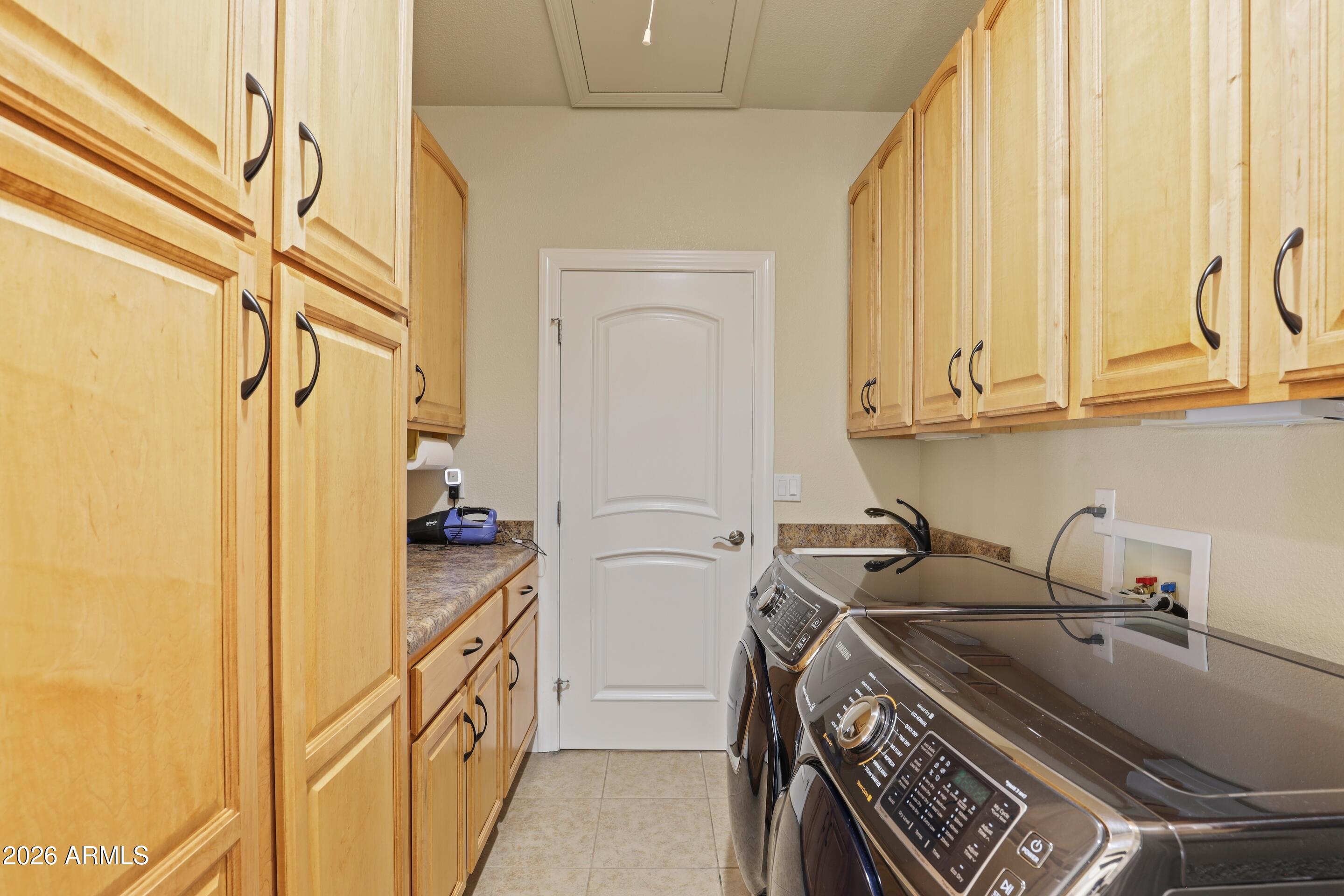 509 Saguaro Circle Payson, AZ 85541 - Photo 44 of 73 a utility room with a sink a washer and dryer