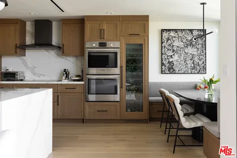 $1,950,000 | 818 North Doheny Drive, Unit 1001, West Hollywood, CA 90069
