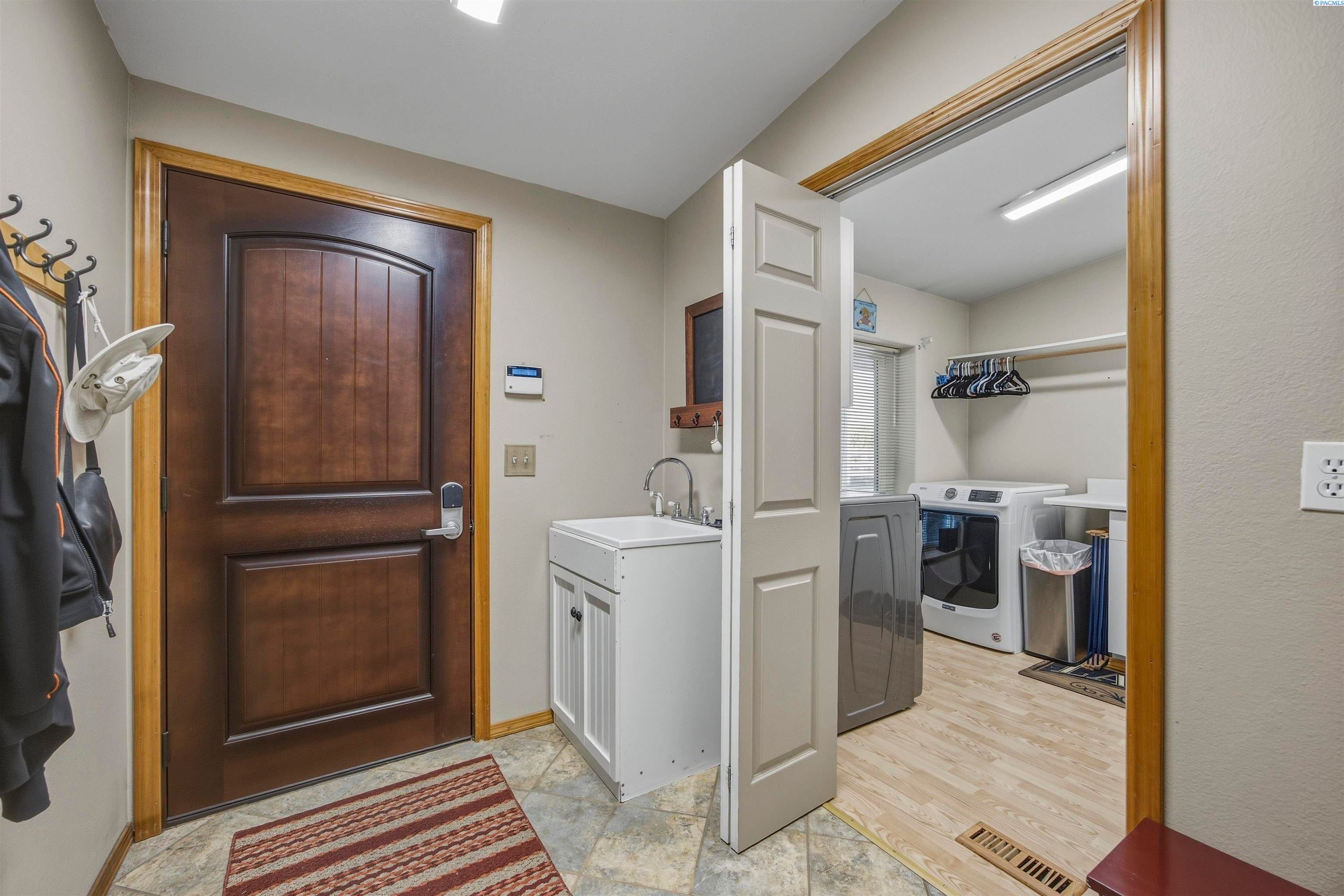 2160 Ferson Road Sunnyside, WA 98944 - Photo 17 of 50 Gallery Image 17