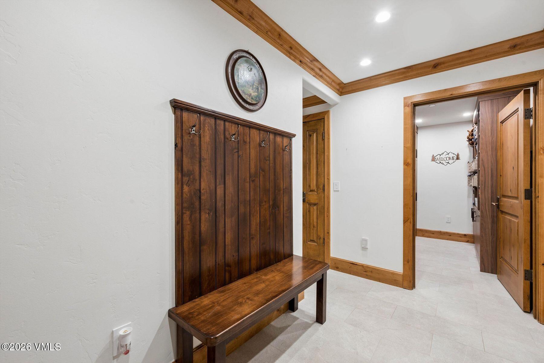 434 South Frontage Road East, Unit 204 Vail, CO 81657 - Photo 36 of 53 Entry