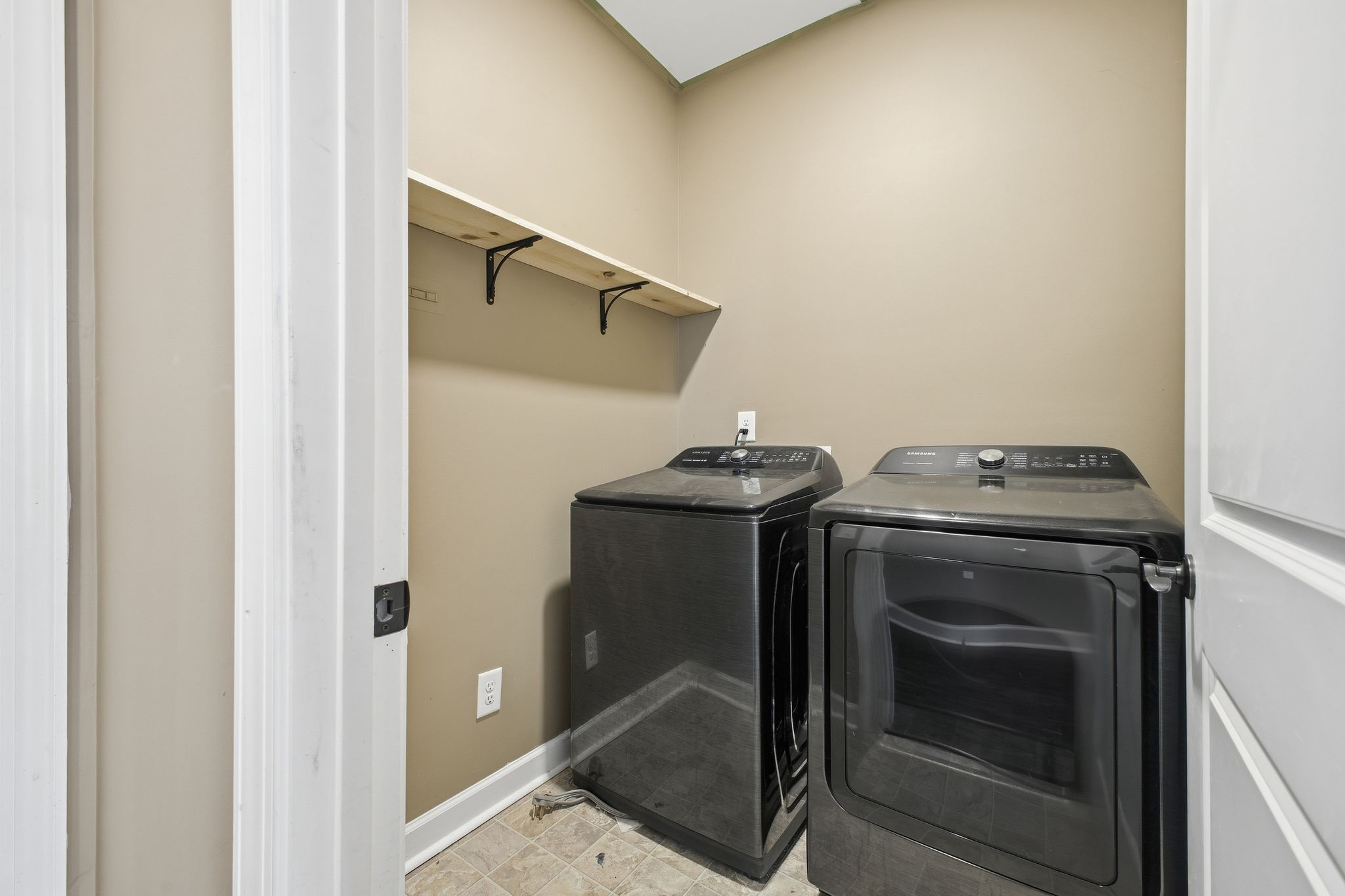 1075 Vanguard Drive Spring Hill, TN 37174 - Photo 18 of 39