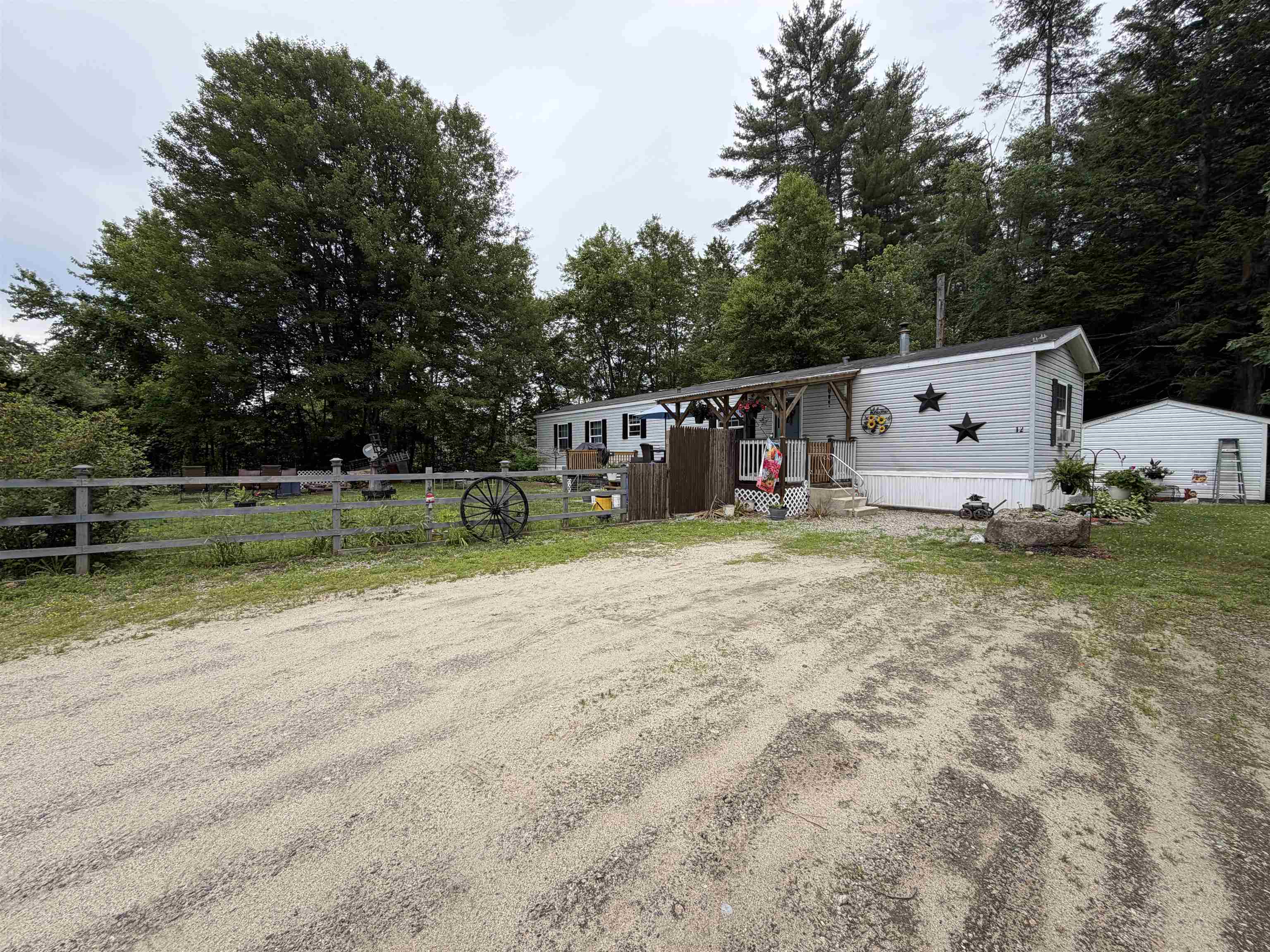12 Wetherby Drive Winchester, NH 03470 - Photo 1 of 23
