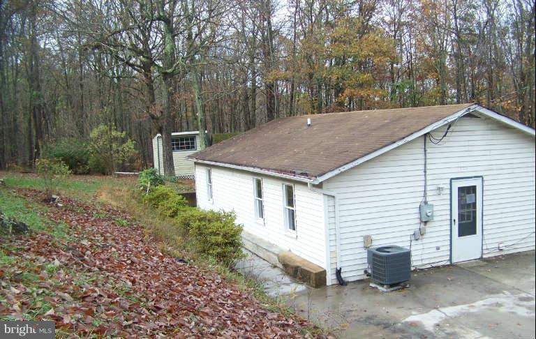 124 Spring Road Front Royal, VA 22630 - Photo 16 of 16 Exterior (Rear)