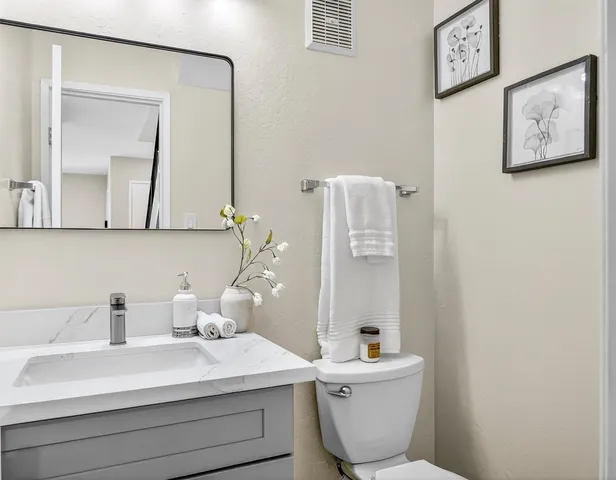 $625,999 | 380 Auburn Way, Unit 6, San Jose, CA 95129