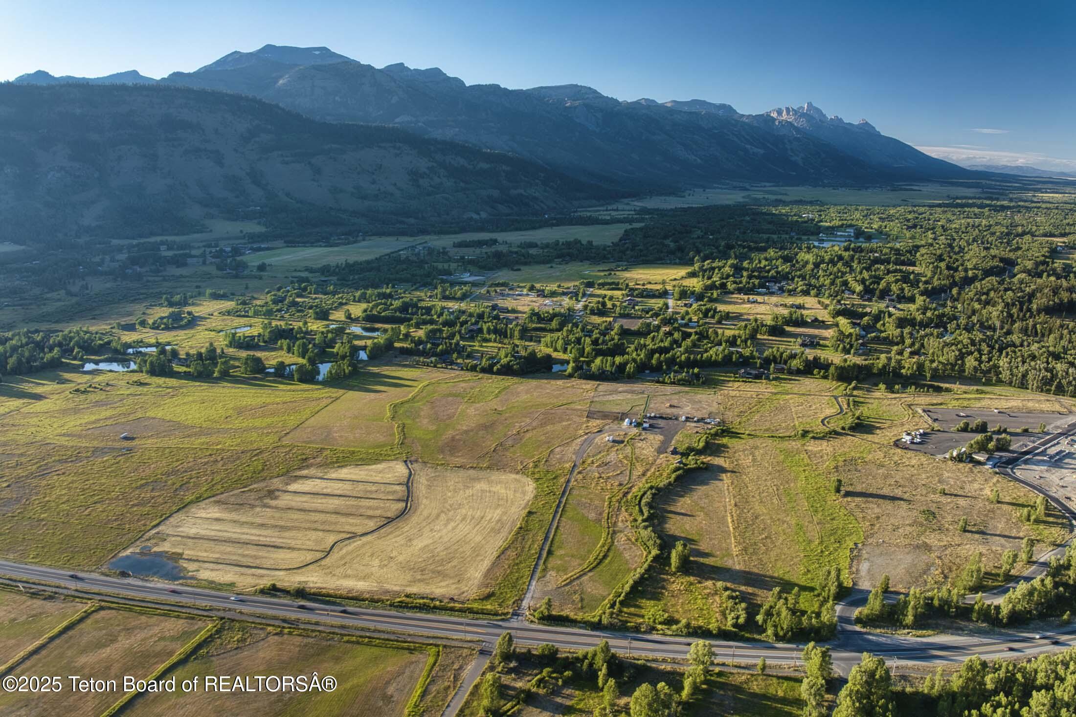 4585 West W Highway Wilson, WY 83014 - Photo 14 of 28 scotts22west-jackson-hole-property-469_H