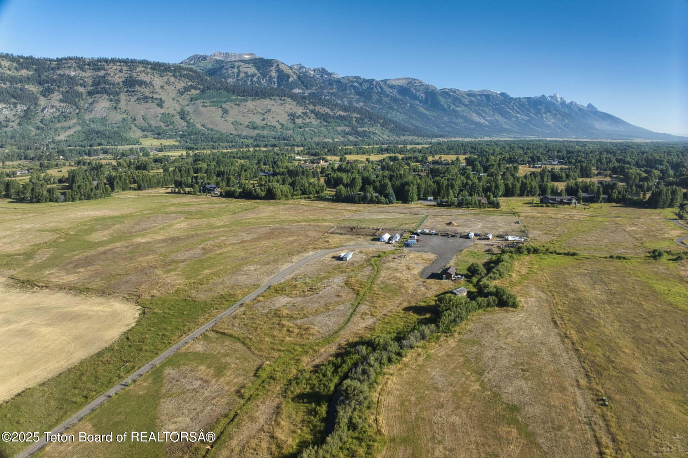 4585 West W Highway Wilson, WY 83014 - Photo 17 of 28 scotts22west-jackson-hole-property-005_H
