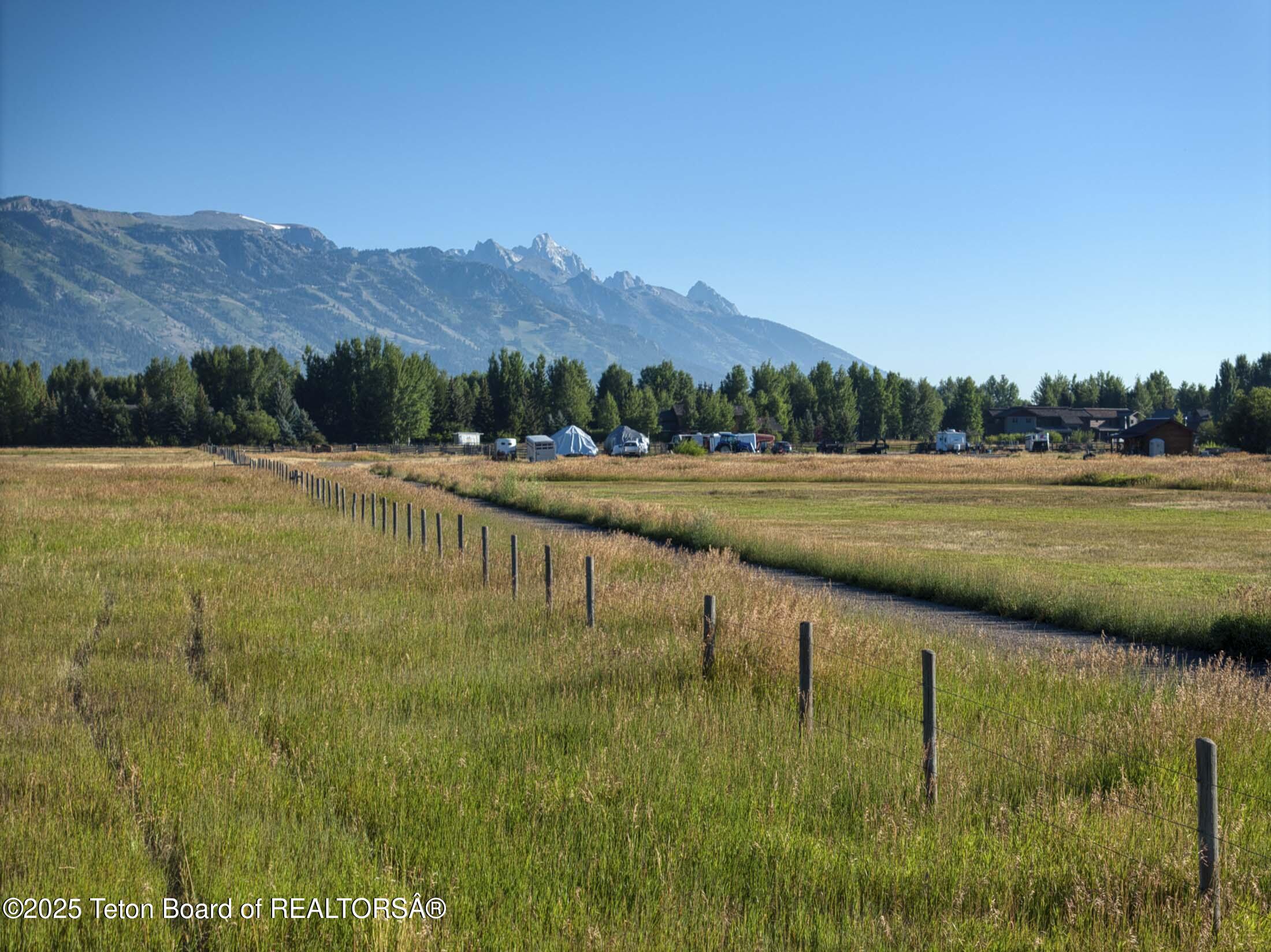 4585 West W Highway Wilson, WY 83014 - Photo 19 of 28 scotts22west-jackson-hole-property-174_H