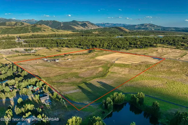 $27,950,000 | 4585 West W Highway, Wilson, WY 83014