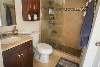 126 Southwest 17th Road, Unit 201 Miami, FL 33129 - Photo 5 of 15