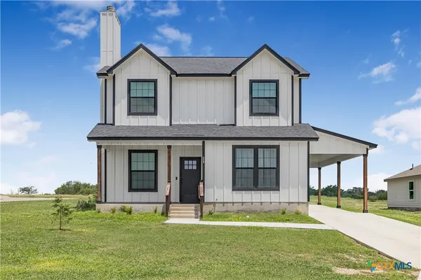 $350,000 | 501 Sendera Way, Kenedy, TX 78119