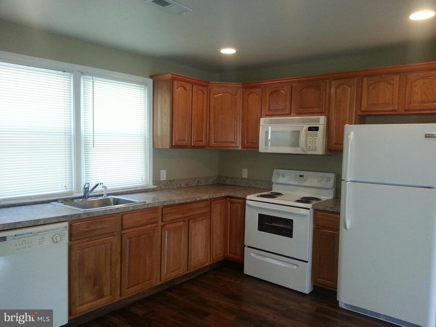 211 Warwick Road Lawnside, NJ 08045 - Photo 5 of 8 Gallery Image 5