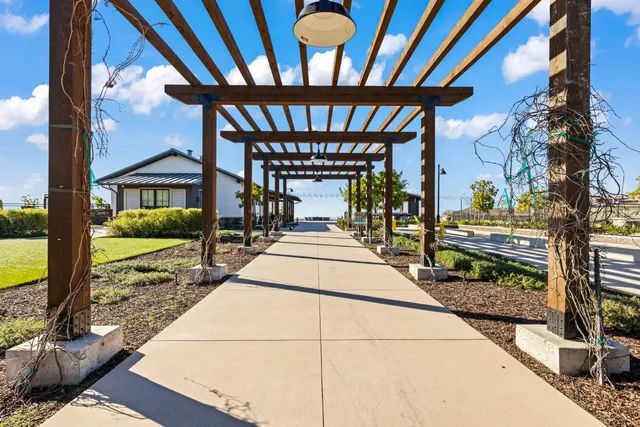 $850,000 | 3382 Trumpet Vine Drive, Folsom, CA 95630