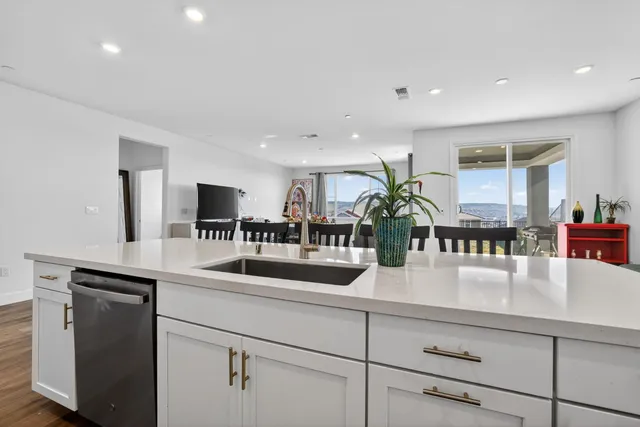 $850,000 | 3382 Trumpet Vine Drive, Folsom, CA 95630