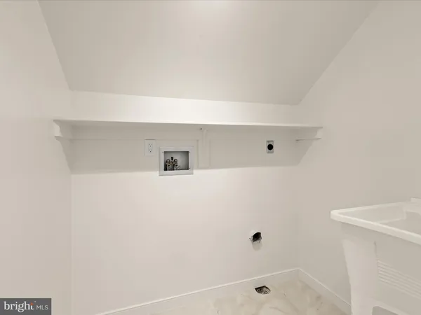 a view of a room with wall