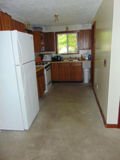 20364 Pinewood Road Newberry, MI 49868 - Photo 4 of 18 Gallery Image 4