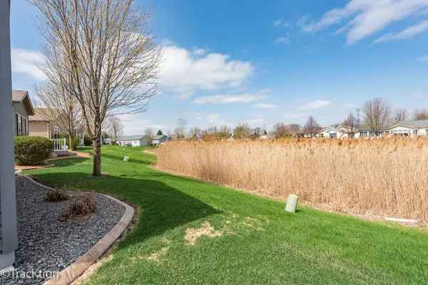 $315,000 | 1542 Meadow View Lane, Grayslake, IL 60030