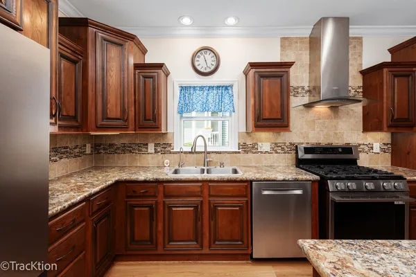 $315,000 | 1542 Meadow View Lane, Grayslake, IL 60030