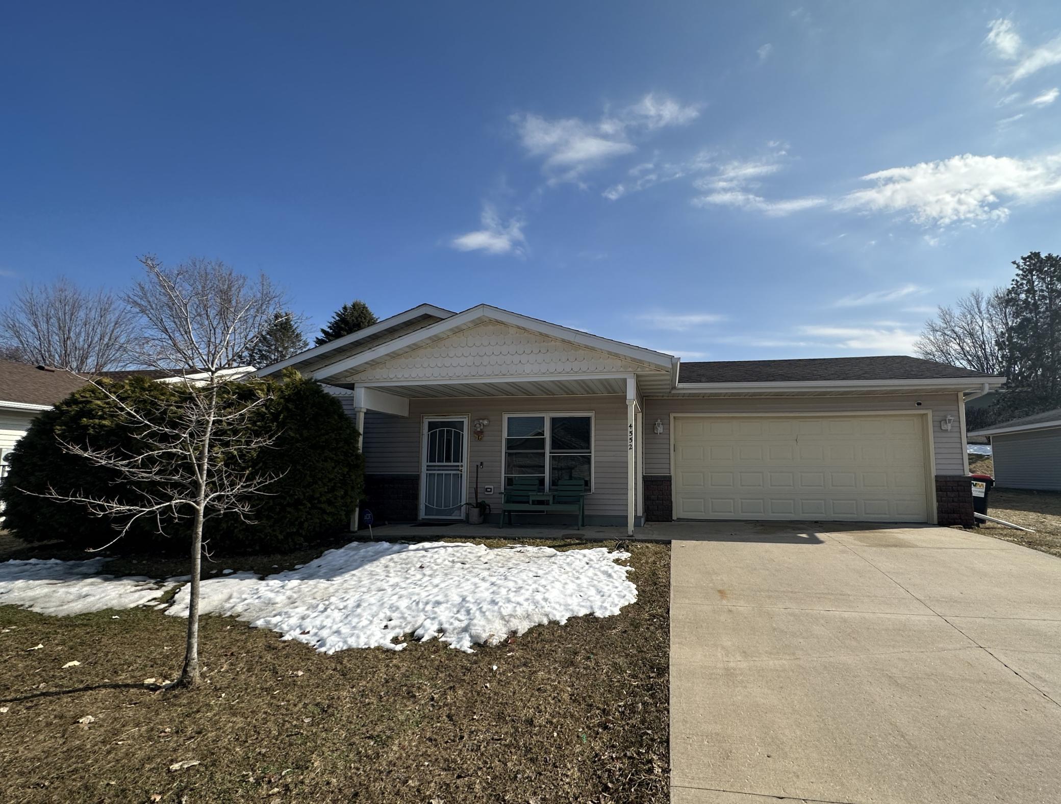4552 Manor Brook Drive Northwest Rochester, MN 55901 - Photo 8 of 35