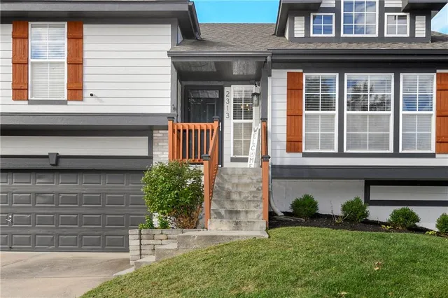 $415,000 | 2313 Northeast Old Paint Road, Lee's Summit, MO 64086