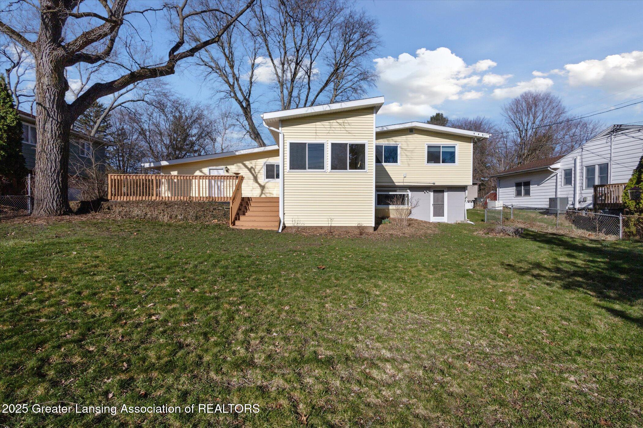 954 Delridge Road East Lansing, MI 48823 - Photo 34 of 36 36-954-Delridge-Rd-East-Lansing-MI-48823