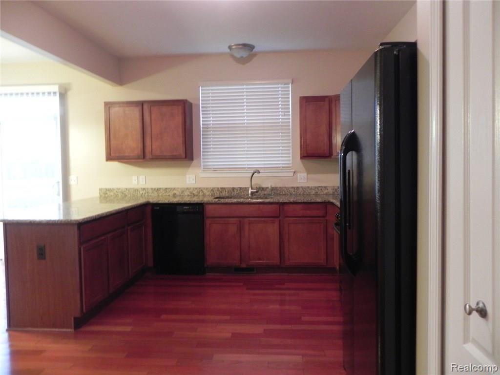 26257 Territorial Crossings Road New Boston, MI 48164 - Photo 9 of 21 z6.jpg