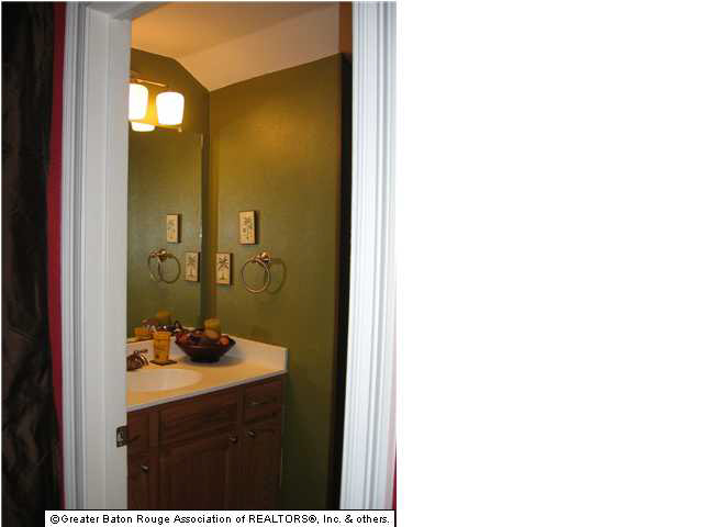 352 East Boyd Drive, Unit 202 Baton Rouge, LA 70808 - Photo 11 of 12