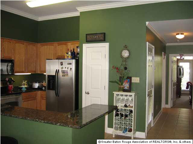 352 East Boyd Drive, Unit 202 Baton Rouge, LA 70808 - Photo 5 of 12
