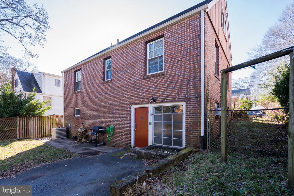 8203 Cedar Street Silver Spring, MD 20910 - Photo 22 of 22 Gallery Image 22