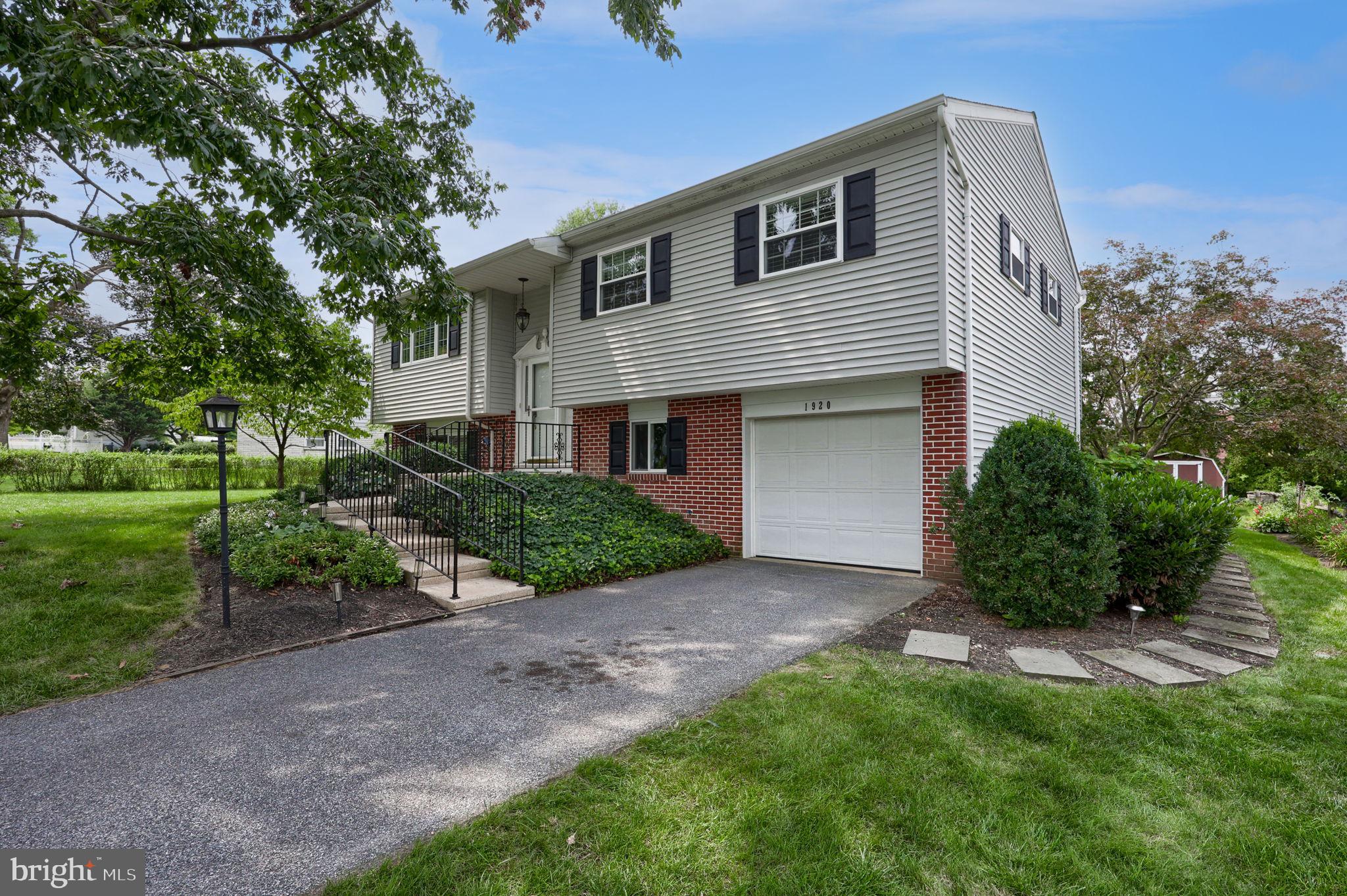 1920 Split Rock Road Lancaster, PA 17601 - Photo 2 of 40 Gallery Image 2