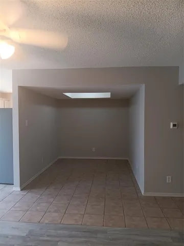 a view of utility room