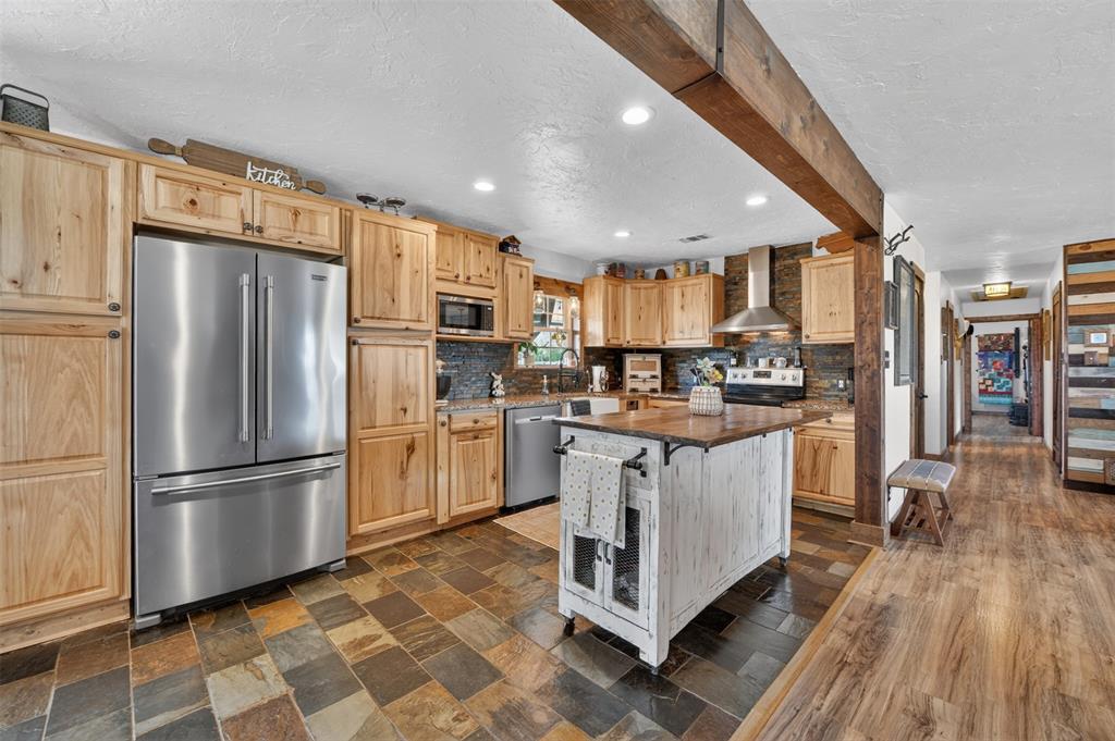 1102 Old Base Road Aurora, TX 76078 - Photo 13 of 37