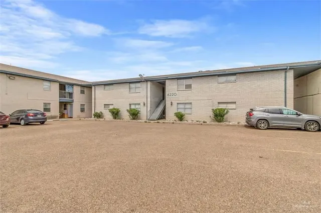 $825 | 6220 North 11th Street, Unit 18, McAllen, TX 78504