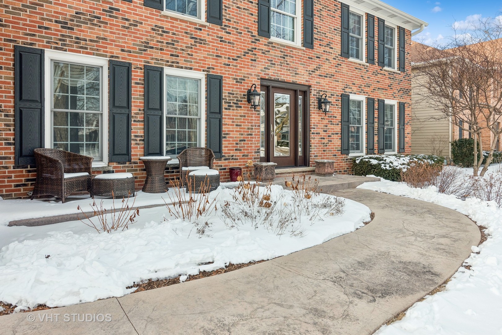 68 Citation Circle Wheaton, IL 60189 - Photo 2 of 38 a view of white house with a outdoor space