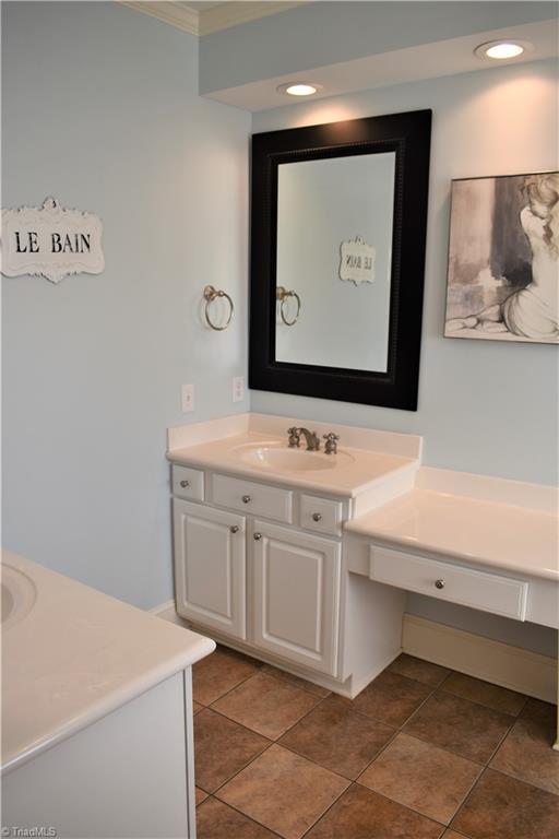 7945 Glenn Ferry Road Pfafftown, NC 27040 - Photo 25 of 40 Gallery Image 25