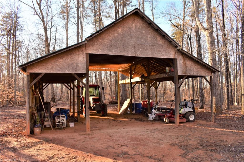 7945 Glenn Ferry Road Pfafftown, NC 27040 - Photo 5 of 40 Gallery Image 5