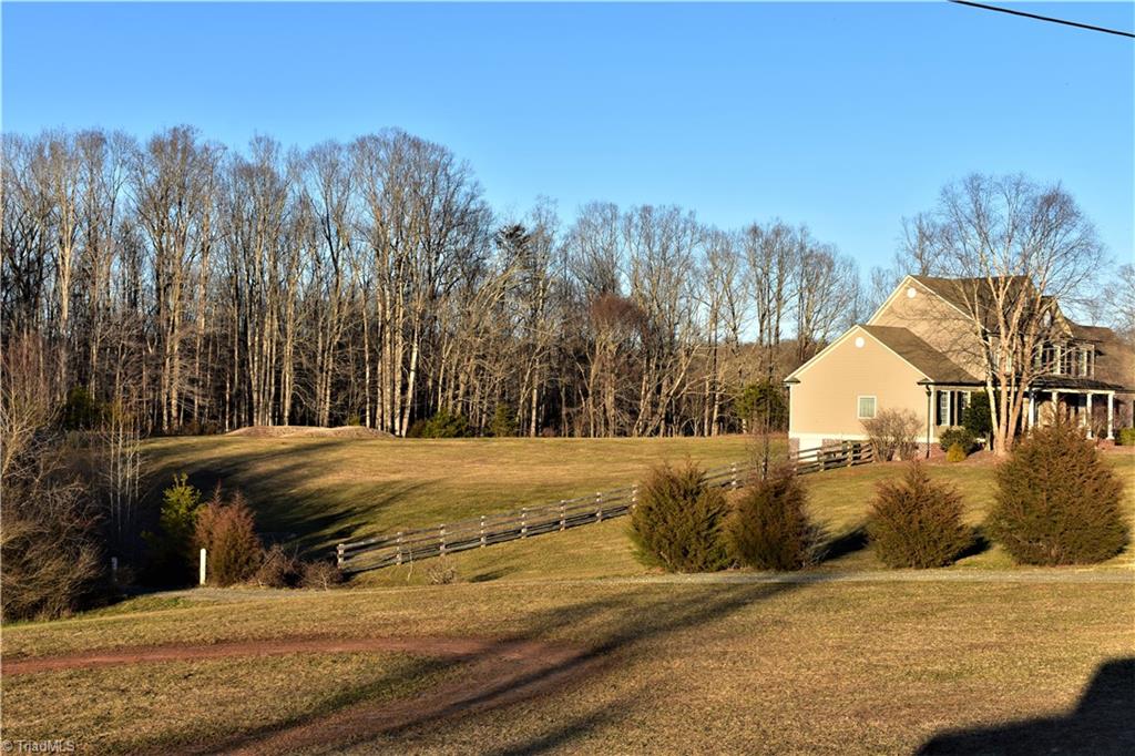 7945 Glenn Ferry Road Pfafftown, NC 27040 - Photo 7 of 40 Gallery Image 7