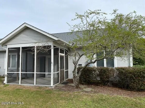 $1,995 | 253 Bonnet Way Southeast, Southport, NC 28461