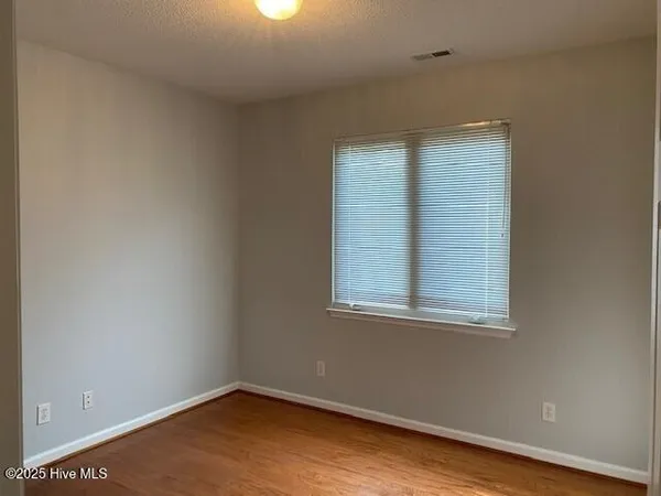 $1,995 | 253 Bonnet Way Southeast, Southport, NC 28461