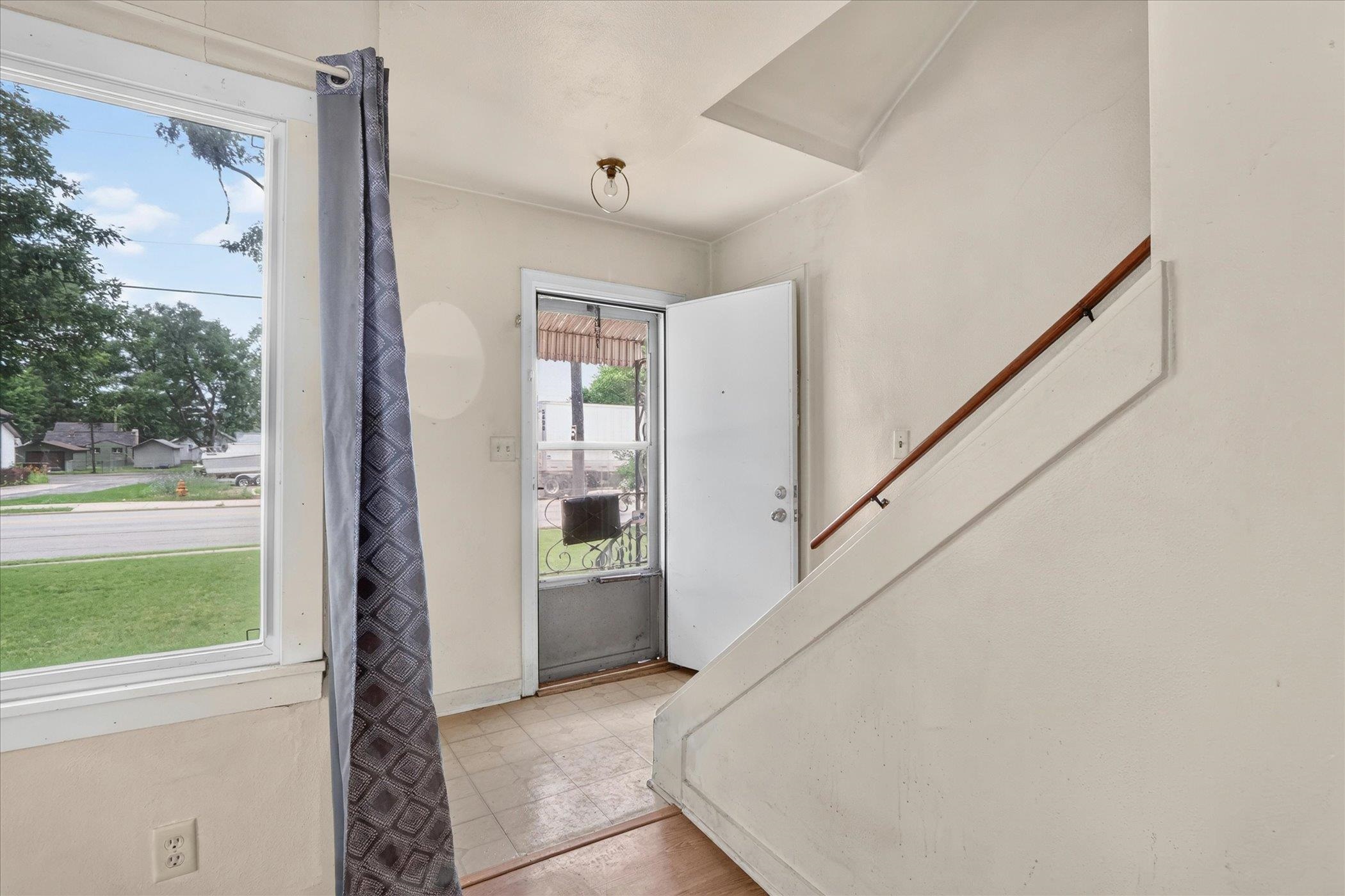 228 East Riverside Boulevard Loves Park, IL 61111 - Photo 6 of 45