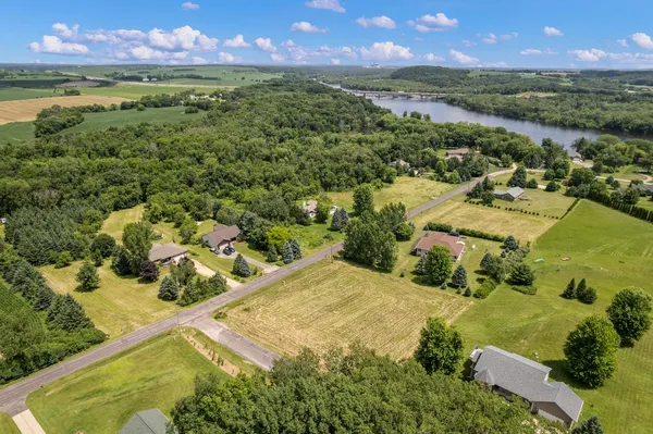 $59,900 | L25 Allan, Portage, WI 53901