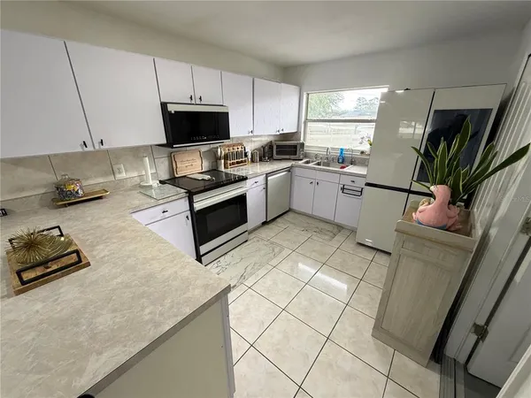 $2,500 | 305 Michigan Place, Kissimmee, FL 34759