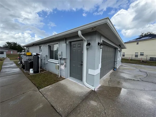 $2,500 | 305 Michigan Place, Kissimmee, FL 34759