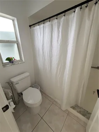 $2,500 | 305 Michigan Place, Kissimmee, FL 34759