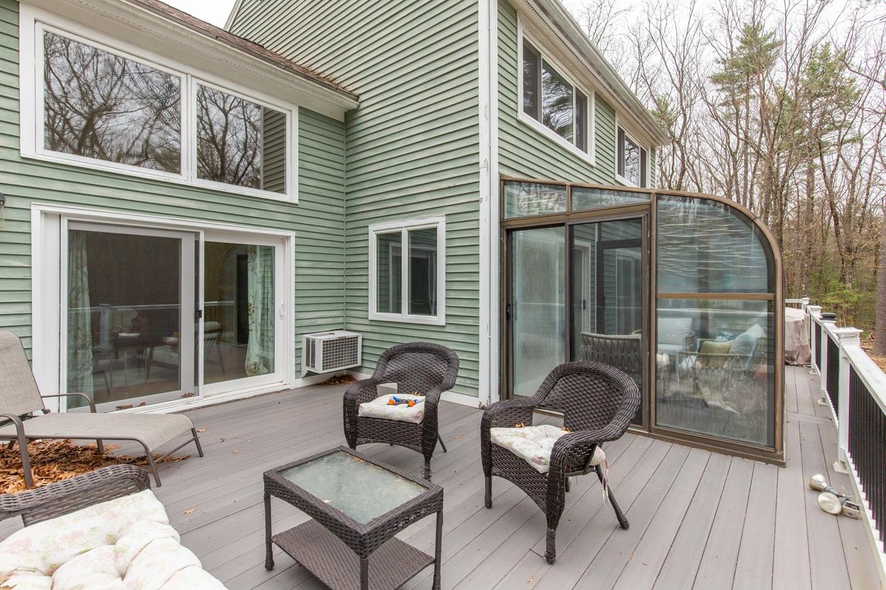 37 Standish Way Amherst, NH 03031 - Photo 8 of 50